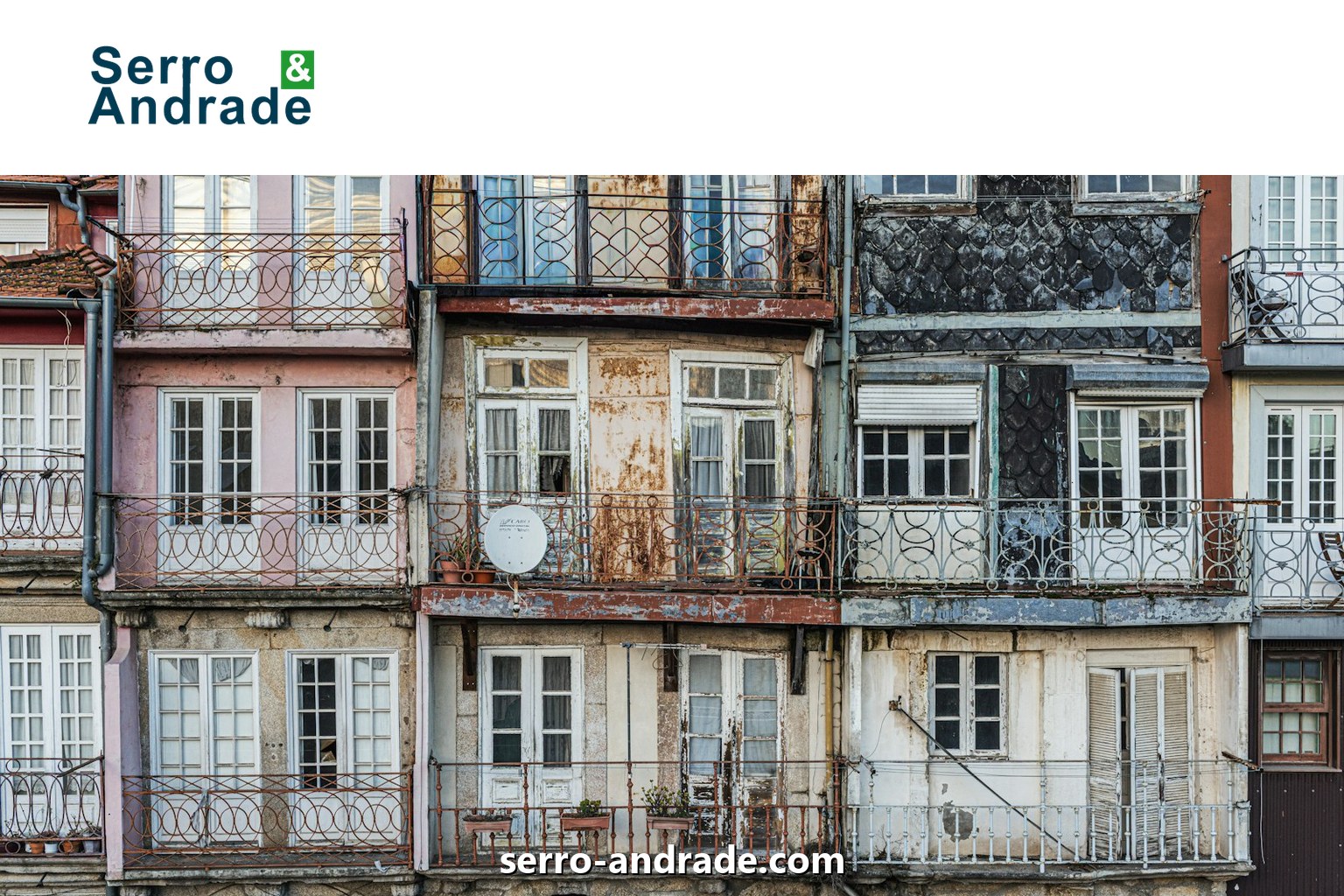 IVA en la rehabilitación urbana: fachadas de edificios antiguos en una zona de rehabilitación urbana de Oporto